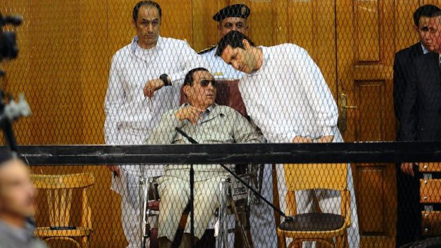 محاكمة الرئيس الراحل مبارك ونجليه