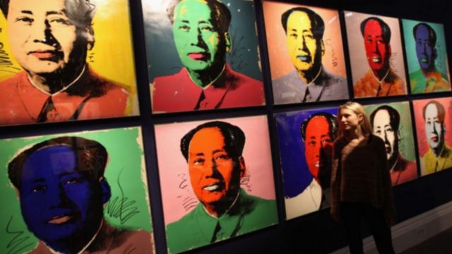 Andy Warhol (1928-1987) đã vẽ Mao bằng nhiều màu sắc khác nhau