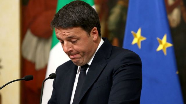 Le premier ministre italien Matteo Renzi démissionne