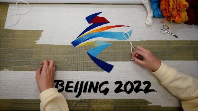 Il logo delle Olimpiadi di Pechino 22 cucito come un ricamo