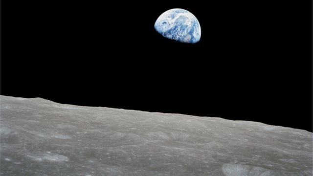 La Tierra vista desde la Luna.