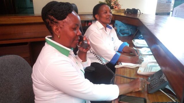 Pauline Mburu na Margaret Njoki wakiendelea na kazi zao za kila siku