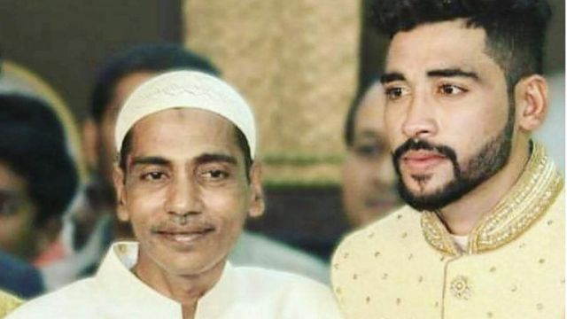 తండ్రి గౌస్తో మహమ్మద్ సిరాజ్