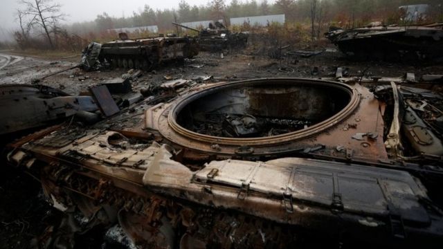 俄罗斯被毁坏的装甲车和坦克