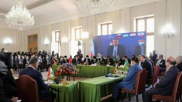 در بیانیه پایانی اجلاس تهران آمده است: ساختار سیاسی فراگیر و گسترده با مشارکت همه اقوام تنها راه حل مسائل افغانستان است