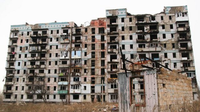Buildings near the Donetsk airport were destroyed