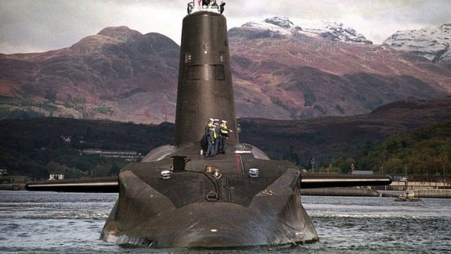 英國擁有4艘攜帶三叉戟導彈系統的前衛級核潛艇，潛艇基地位於蘇格蘭西海岸的克萊德
