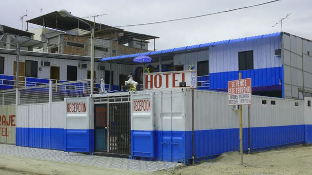 Un hotel hecho con contenedores