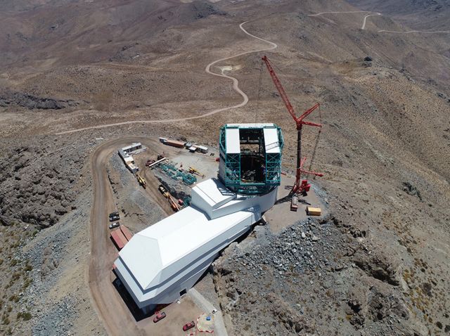薇拉·魯賓天文台建在智利北部海拔2682米的高山頂上。