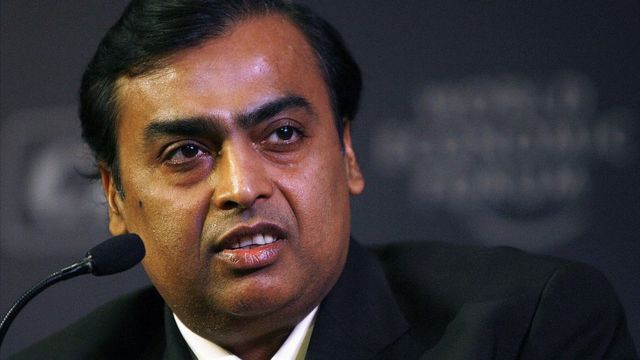 மாதம் 153 ரூபாய் கட்டணமாக செலுத்தினால் , இலவச கால்கள், வரையறையற்ற 4ஜி இணைய வசதி மற்றும் இலவச குறுஞ்செய்தி ஆகிய வசதிகள் கிடைக்கும்.