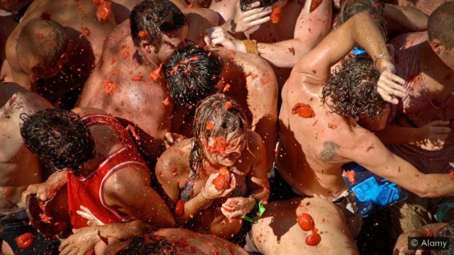 Festival La Tomatina, na Espanha,