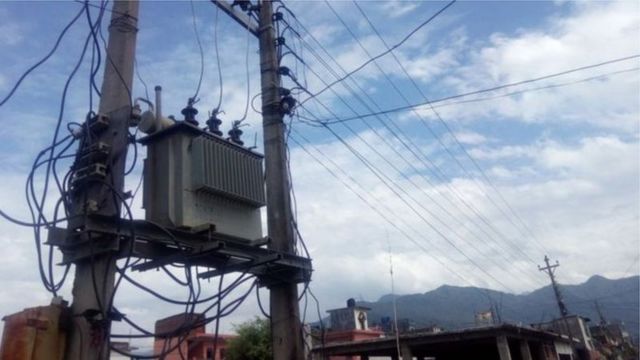 ट्रान्सफर्मर