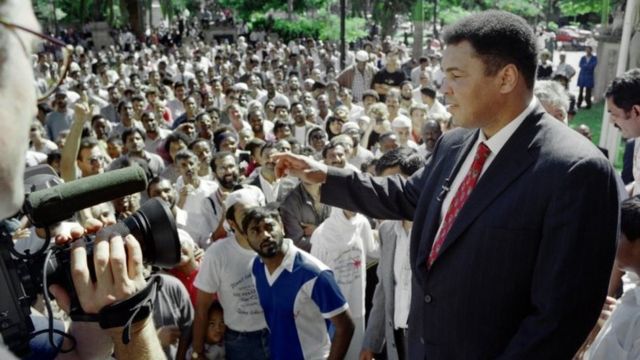 Muhammad Ali ari mu nama i Durban, Afurika y'Epfo, 1993
