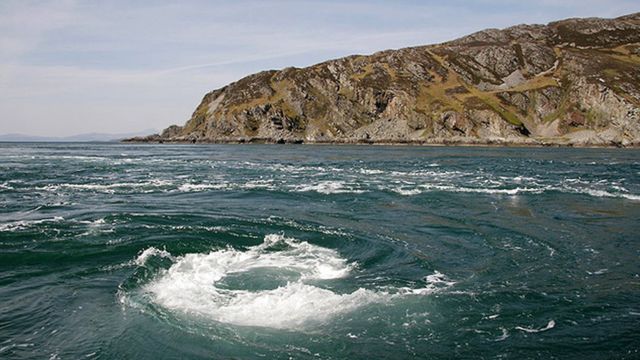 Водоворот в заливе Корриврекан