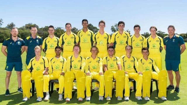 ஆஸ்திரேலிய தமிழர் கிரிக்கெட் வீரர்