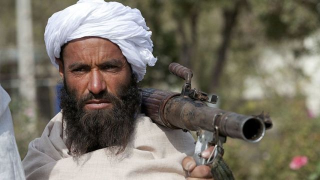 Militante talibán en Herat, 2010.