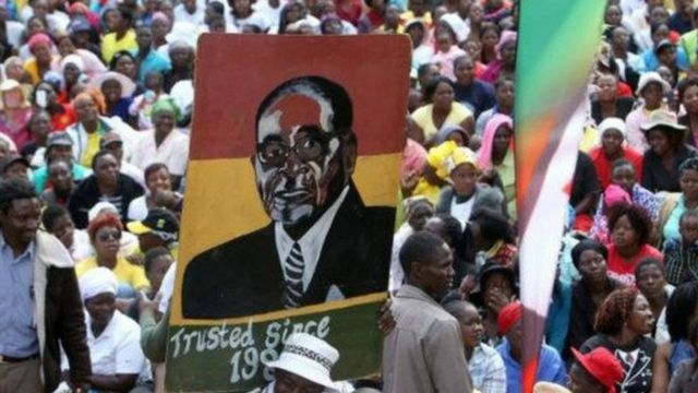 Robert Mugabe au pouvoir depuis 36 ans a été investi candidat de son parti, la Zanu PF
