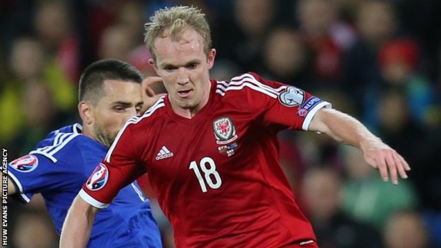 Jonathan Williams Nottingham Forest Sign Crystal Palace Man c Sport