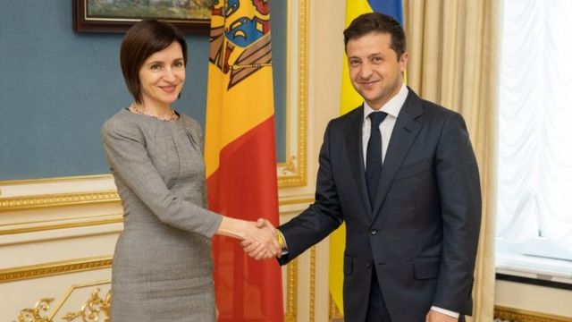 Вибори президента Молдови: проросійський Додон програв прозахідній Санду