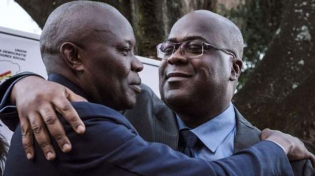 Jam'iyyar Mr Kamerhe (Hagu) ta goyi bayan Mr Tshisekedi a zaben shugaban kasar da aka gudanar a 2018.