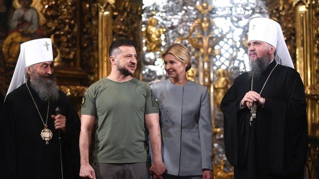 Митрополит Онуфрий (УПЦ), Владимир Зеленский, Елена Зеленская, Митрополит Епифаний (ПЦУ)