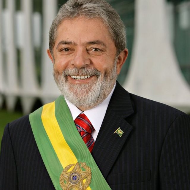 Lula da Silva con la banda presidencial.