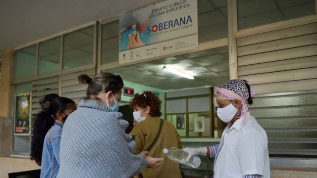 Soberana 02: qué se sabe de la vacuna que está desarrollando Cuba contra el coronavirus - BBC News Mundo