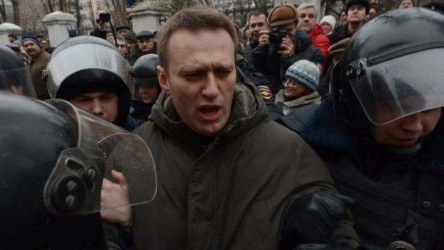 Навальний рухсат берилмаган намойишларда кўп марта ҳибсга олинган
