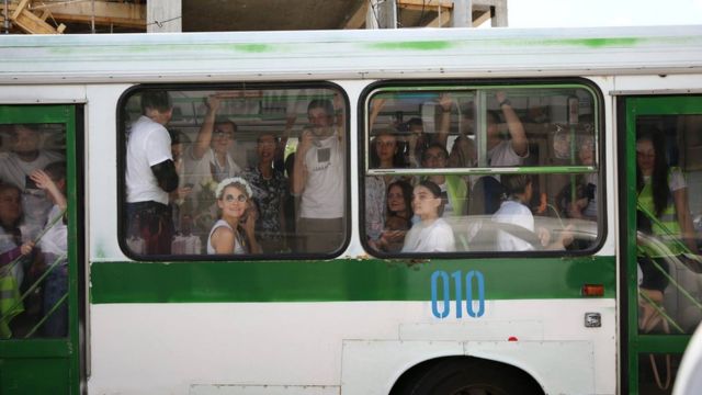 Активисты в автобусе