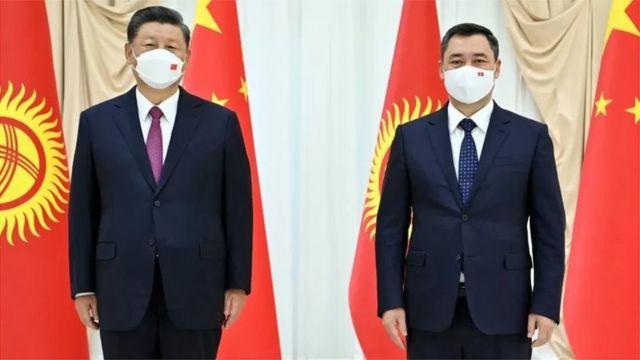 کرغستان کے صدر سے ماسک کے ساتھ شی جنپنگ کی ملاقات