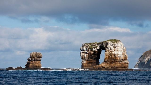 L'arche de Darwin s'est écroulée aux Galapagos - Sciences et Avenir