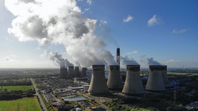 Fotografía de la planta eléctrica más grande de Reino Unido, en Yorkshire.