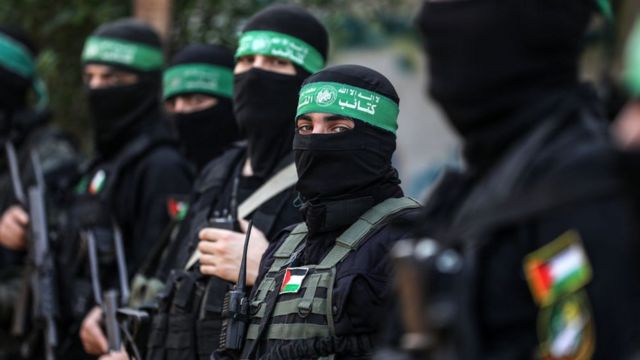 عناصر من كتائب قسام، الجناح العسكري لحركة حماس