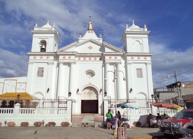 Iglesia de El Calvario en Sensuntepeque, El Salvador.