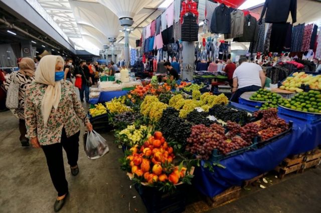 İstanbul'da bir semt pazarı