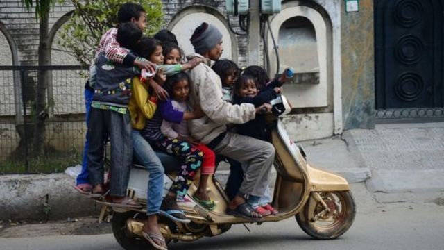 भारत की आबादी सदी के अंत तक घटेगी, रिपोर्ट का दावा, पर कैसे? - BBC News हिंदी