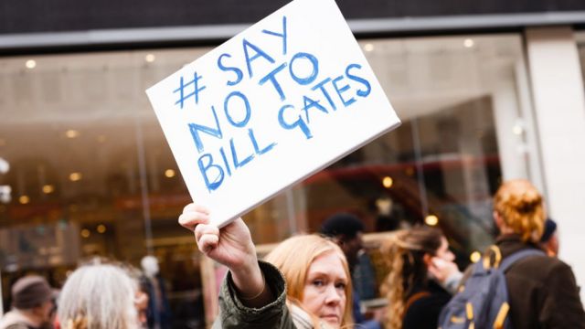 Protesta contra Bill Gates
