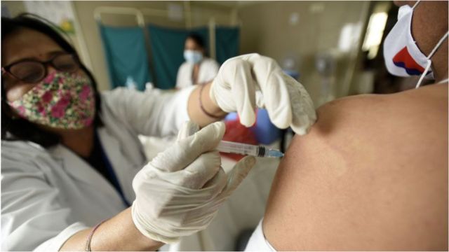 ભારતમાં અત્યાર સુધી કોરોનાની રસીના ચાર કરોડ કરતાં વધુ ડોઝ અપાયા