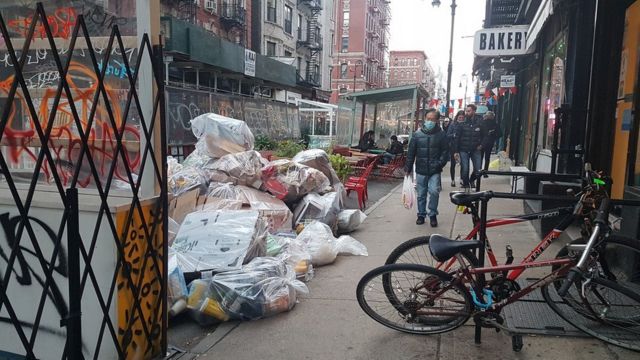 Comendo com ratos': por que Nova York está sofrendo com invasão de roedores  - BBC News Brasil