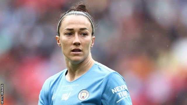 England star Bronze leaving Manchester City for 'pastures new' when  contract expires