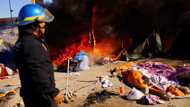 Fire at migrant camp in Ciudad Juarez