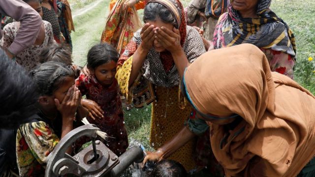 تعاني جاكوب آباد من نقص مستمر بالمياه