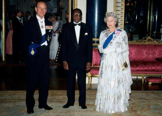 Queen Elizabeth II Dance with Ghana's President