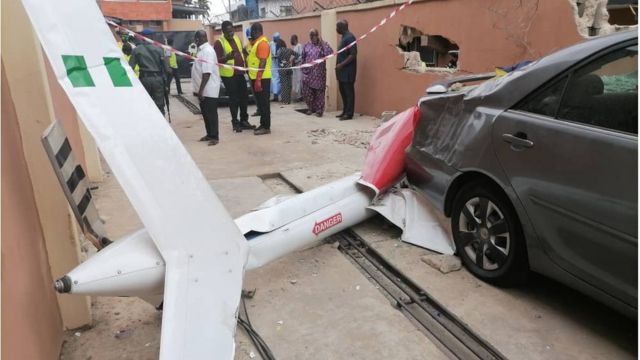 Helicopter crash in Opebi Lagos: Today Quorum aviation accident inside  building for Salvation road Ikeja kill evribodi on board, aircraft black  box reveal - Eyewitness narrate shock of wetin happun - BBC