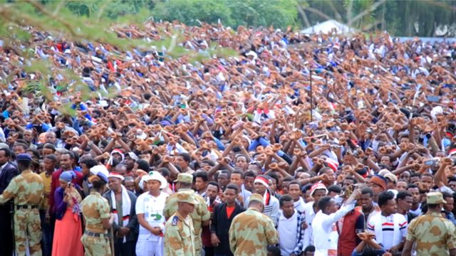 Ummataa fi poolisiin yoo wal dhiiban, ayyaana irreechaa bara 2017