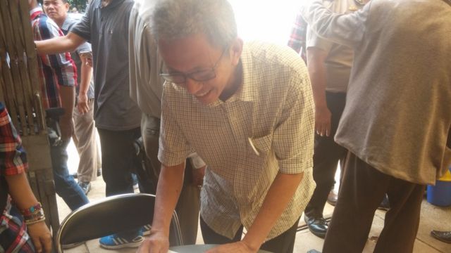 AHOK