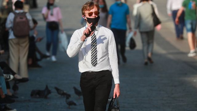 Москва во время ослабления ограничений, введенных из-за пандемии