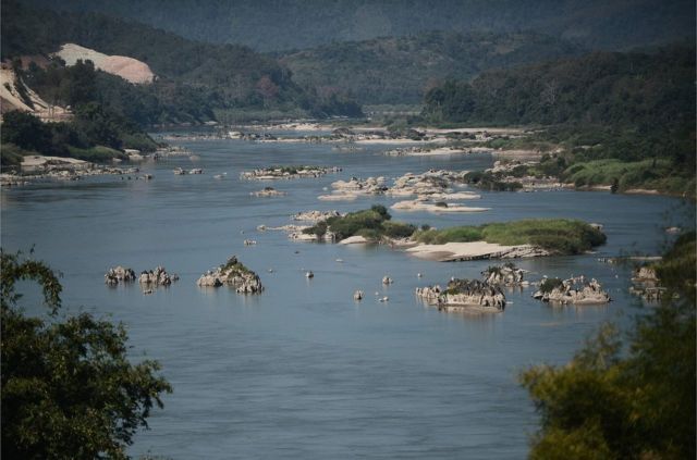湄公河是世界上第十二长河，也是亚洲第七长河。长约4350 公里。
