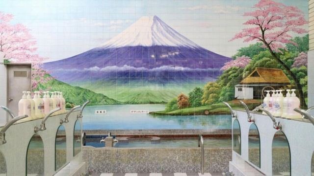 كيف تساعد حمامات العراة في اليابان على التخلص من ضغوط الحياة 