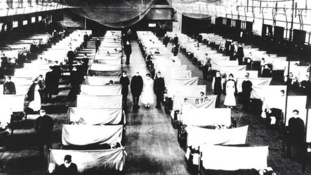 Pacientes com a gripe espanhola internados em enfermaria